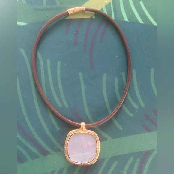 Intaglio Choker Necklace - Picture 4 of 10